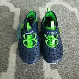 Toddler boy wet to dry sneakers size 9